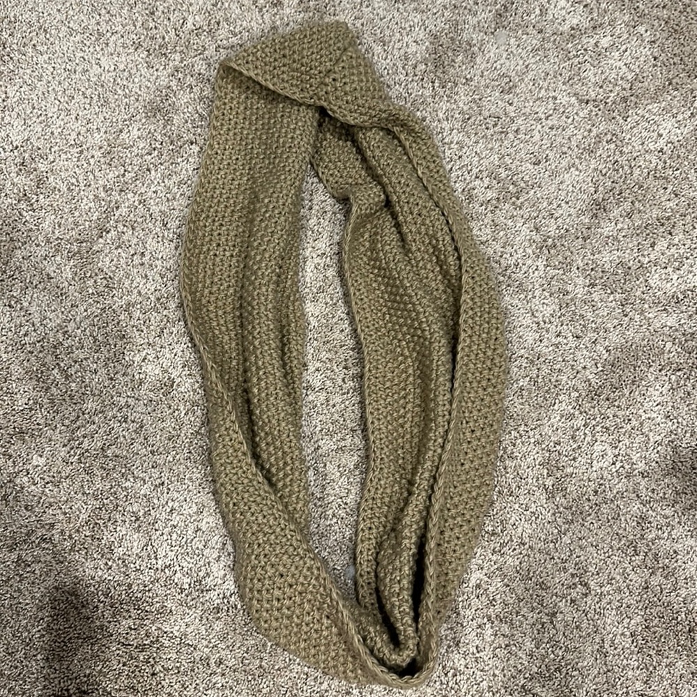 Beige/Tan Knit Infinity Scarf